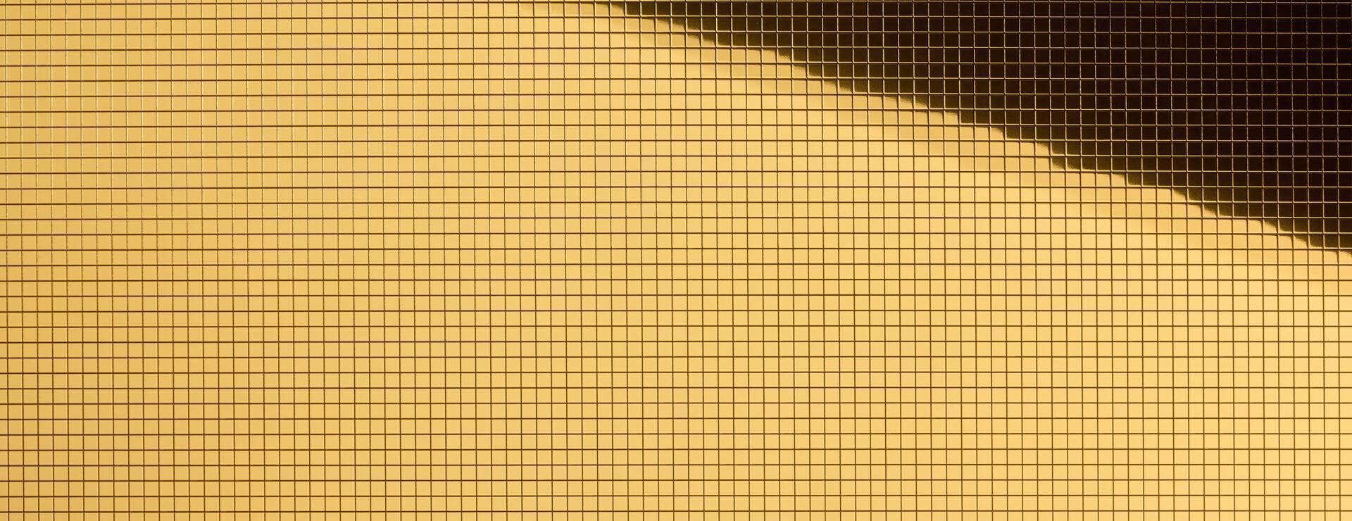 Elements Mirror Pixels Flexible Gold 5x5 real material sample - pixel mosaic grid mirror laminate