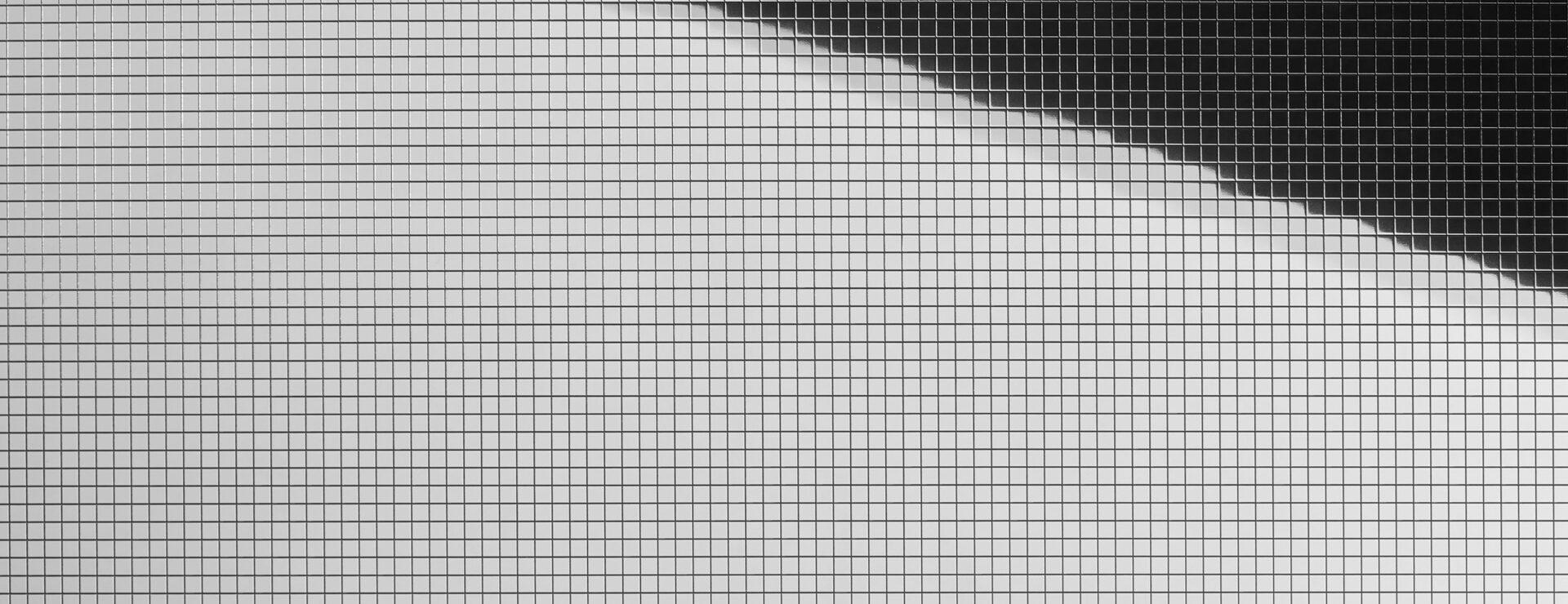 Elements Mirror Pixels Flexible Silver 5x5 real material sample - pixel mosaic grid mirror laminate