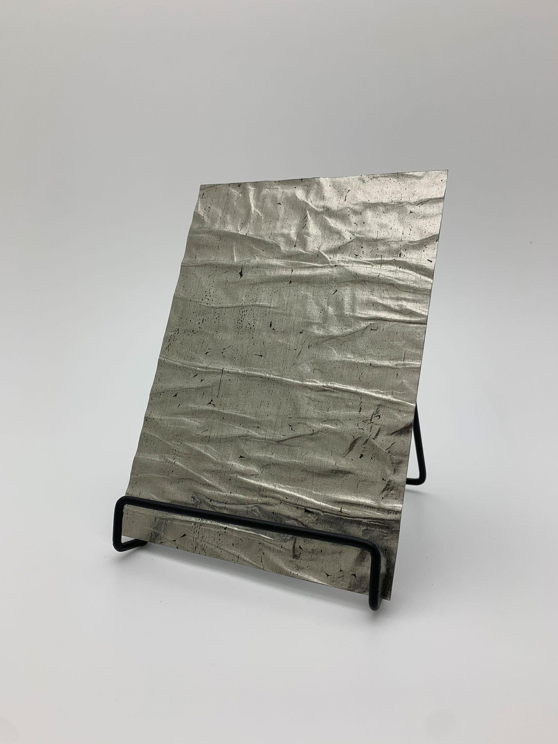 Elements Texture Platinum Distortion real material sample - champagne-platinum crumpled distortion panel